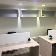 Remodelación y mobiliario Oficina CP