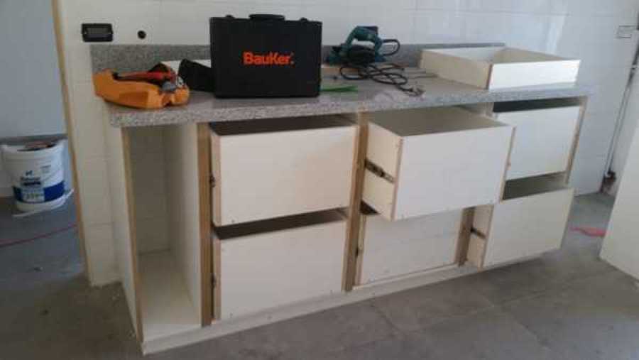 Construcción de Muebles para Oficina y Cocina | Ideas Carpinteros