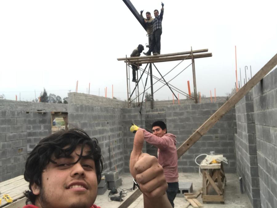 Armado de estructura de techumbre