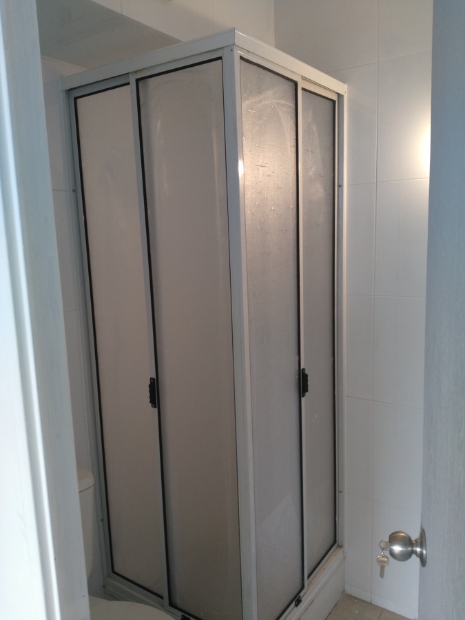 BAÑO VISITA