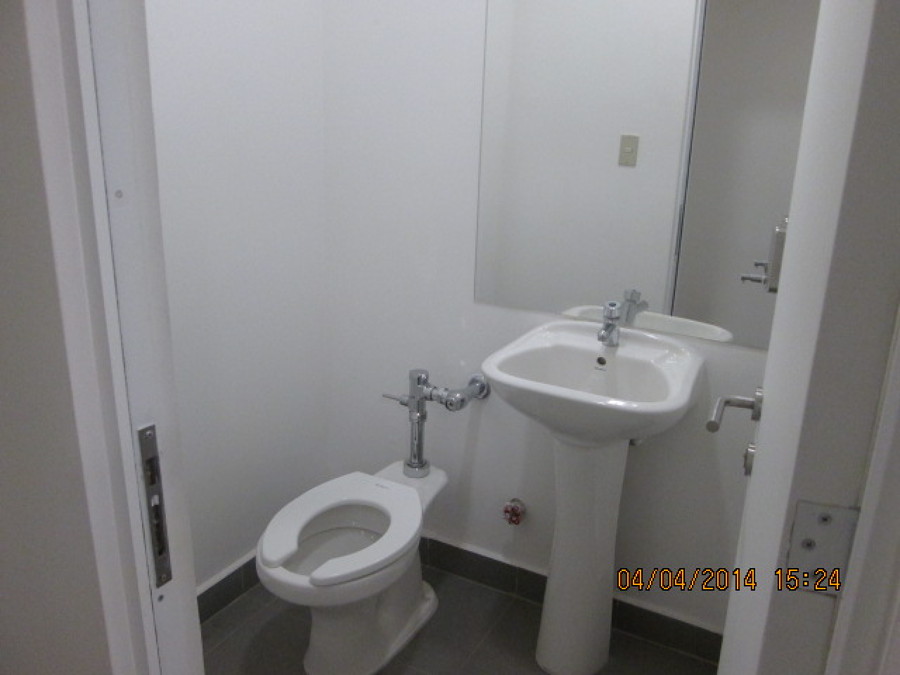 baños de oficina interior