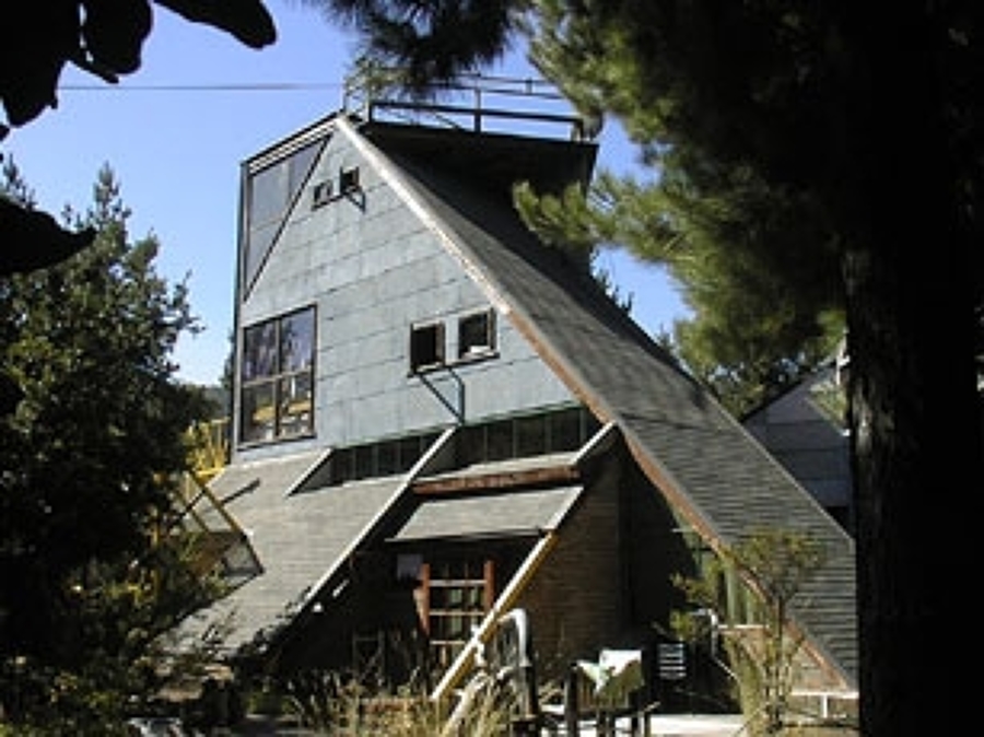 CASA BASCUR