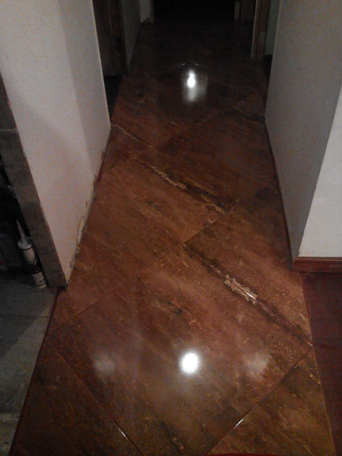 ceramica en forma de piramide