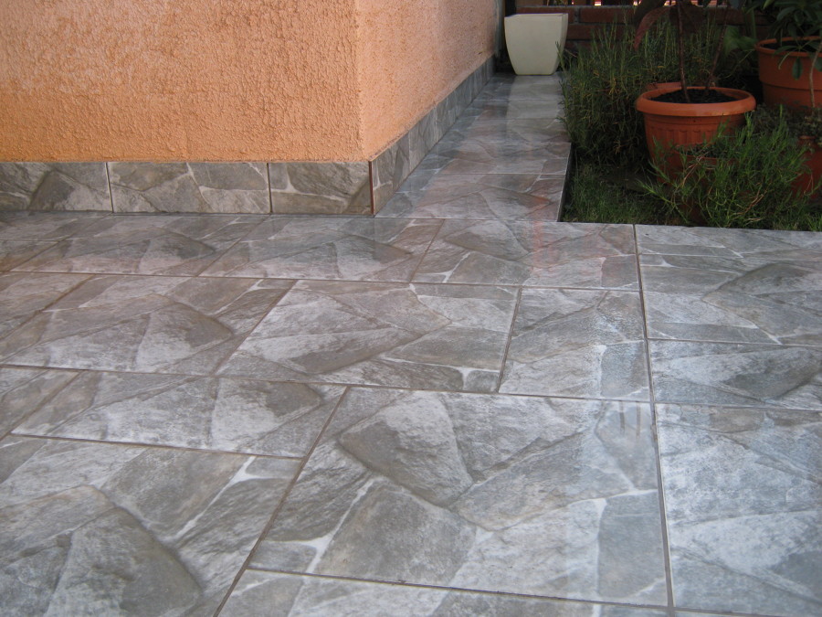 CERAMICAS.....Postura especial.