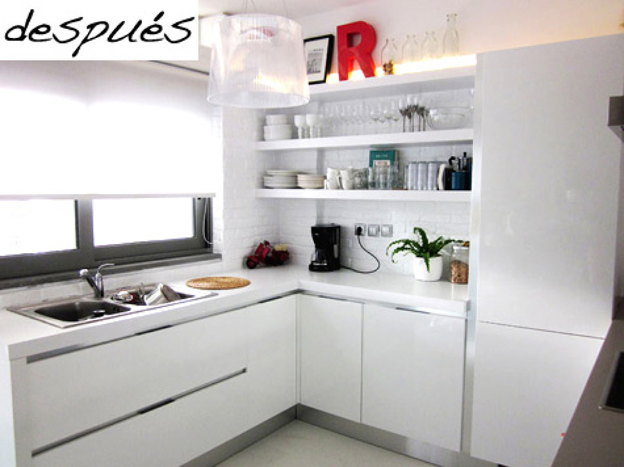 Foto: Cocina Renovada en Tonos Blancos #184672 - Habitissimo