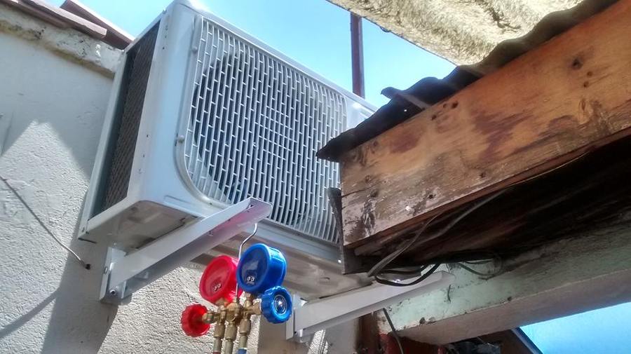 condensadora equipo split muro