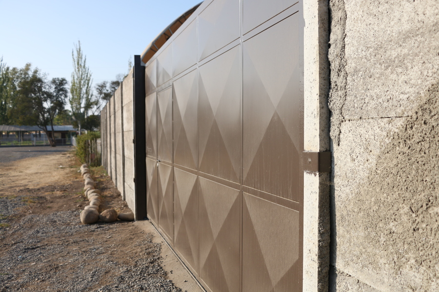 CONSTRUCCIÓN Y INSTALACIÓN DE PORTONES