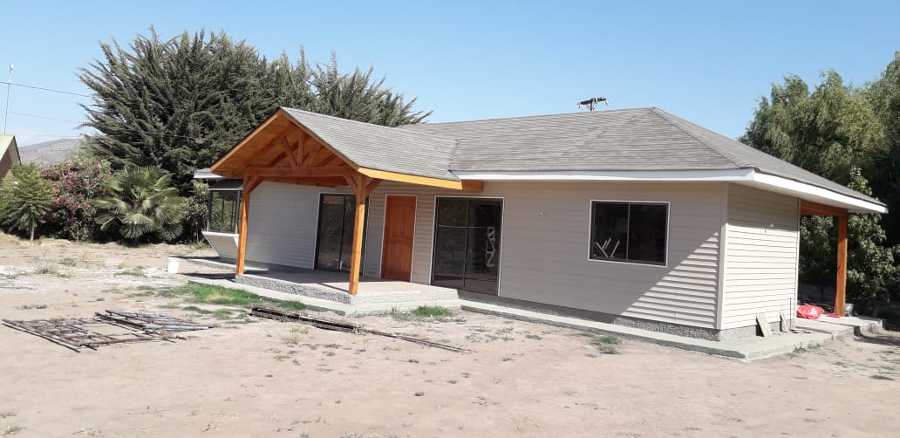 costado izquierdo  casa