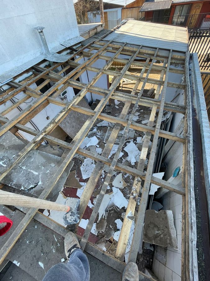 Demolición de estructura anterior