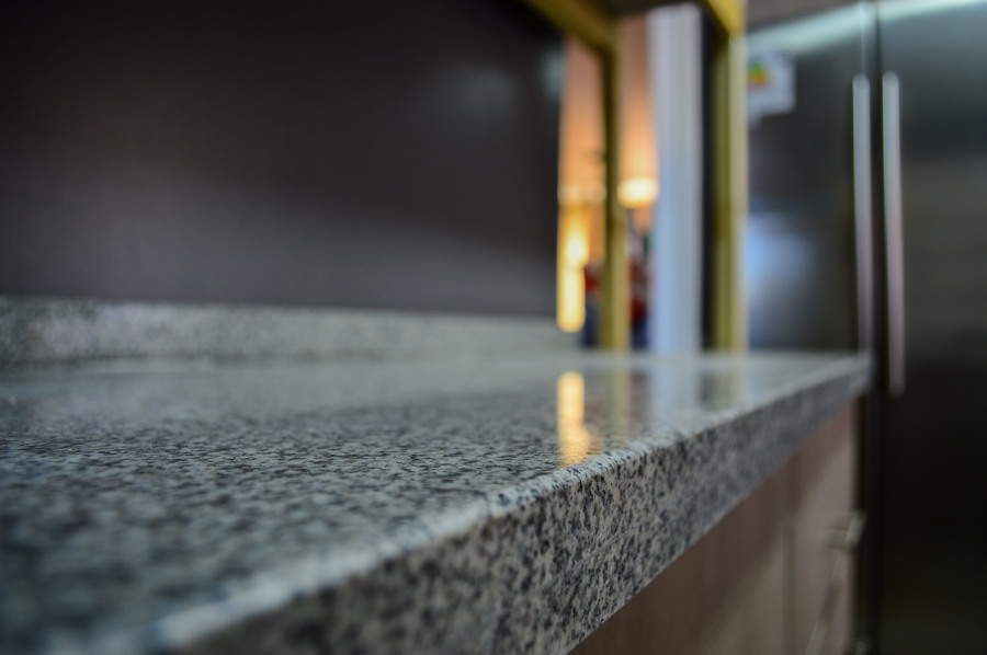 Detalle de terminación de granito