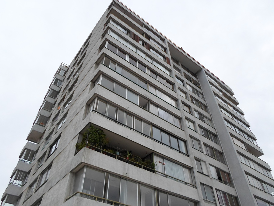 Edificio Arturo Pratt 288, San Bernardo (Antes de ser Pintado)