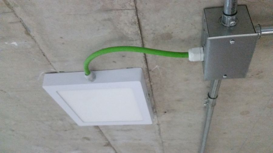 Equipo led sobrepuesto