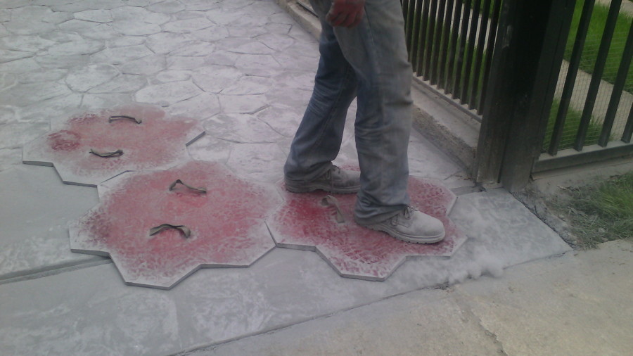 Estampado del hormigón fresco