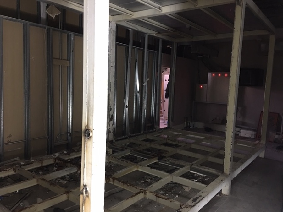 estructura metalica del bano