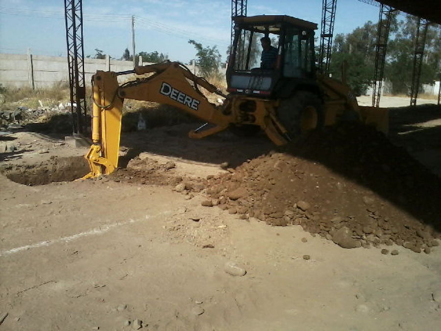 Excavacion montaje de bases para horno induccion 