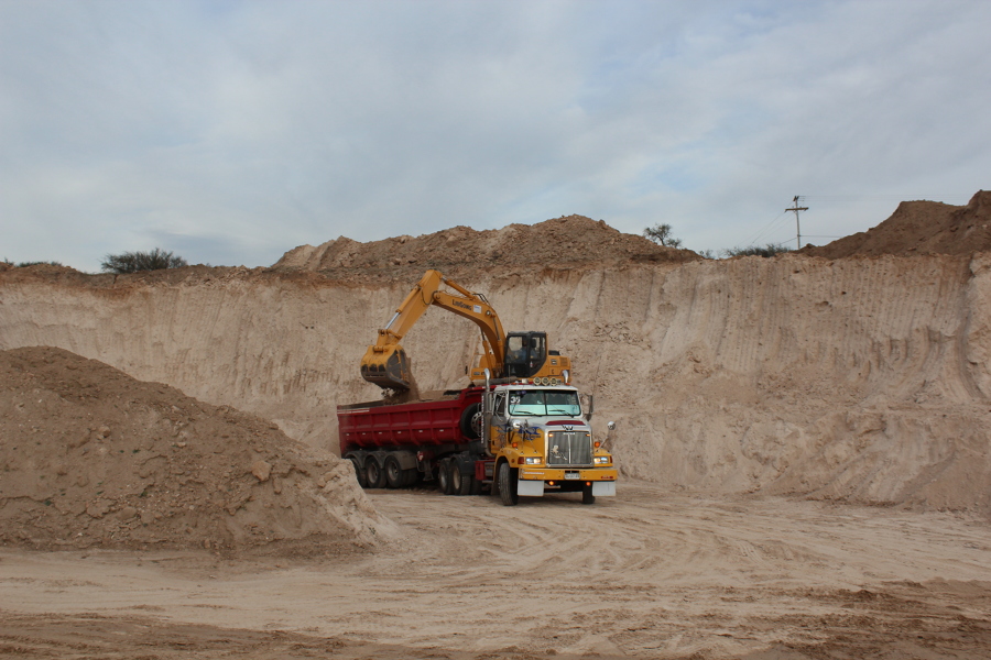 EXCAVACIONES MASIVAS DE SUELOS