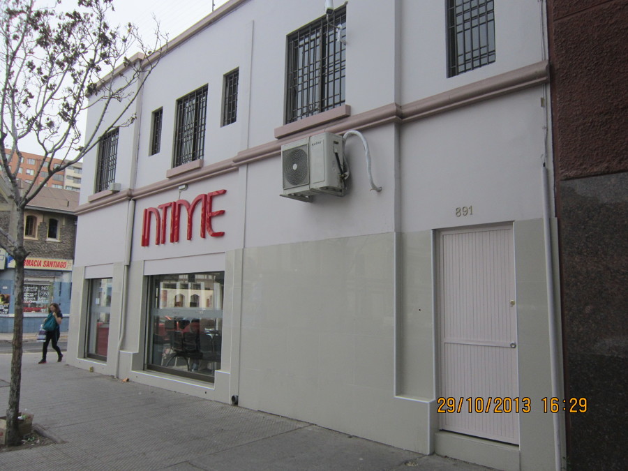 Fachada local Intime Arturo Prat