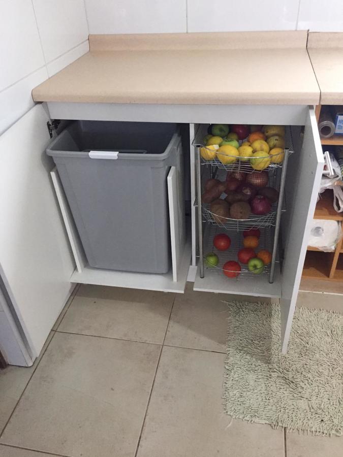 Mueble Tipo Mesón para Basurero y Frutera | Ideas Construcción Casa