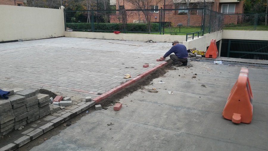 Instalación de adocretos