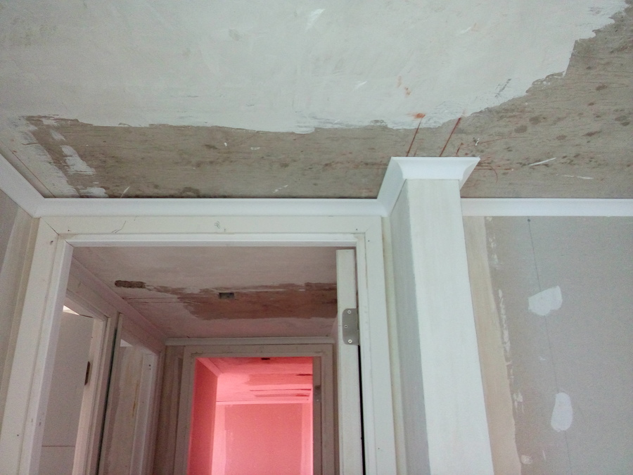 instalación de cornisas