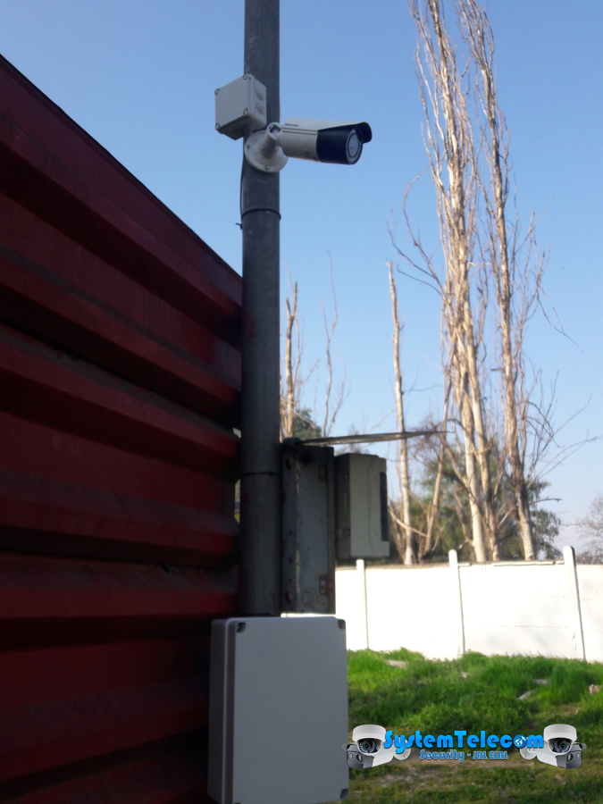 Instalación de NVR con 9 Cámaras Digitales de seguridad http://www.systemtelecom.cl/