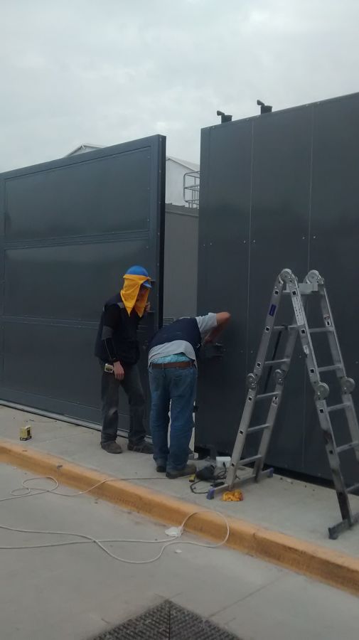 Instalacion de perimetral acustico en Data Center Falabella