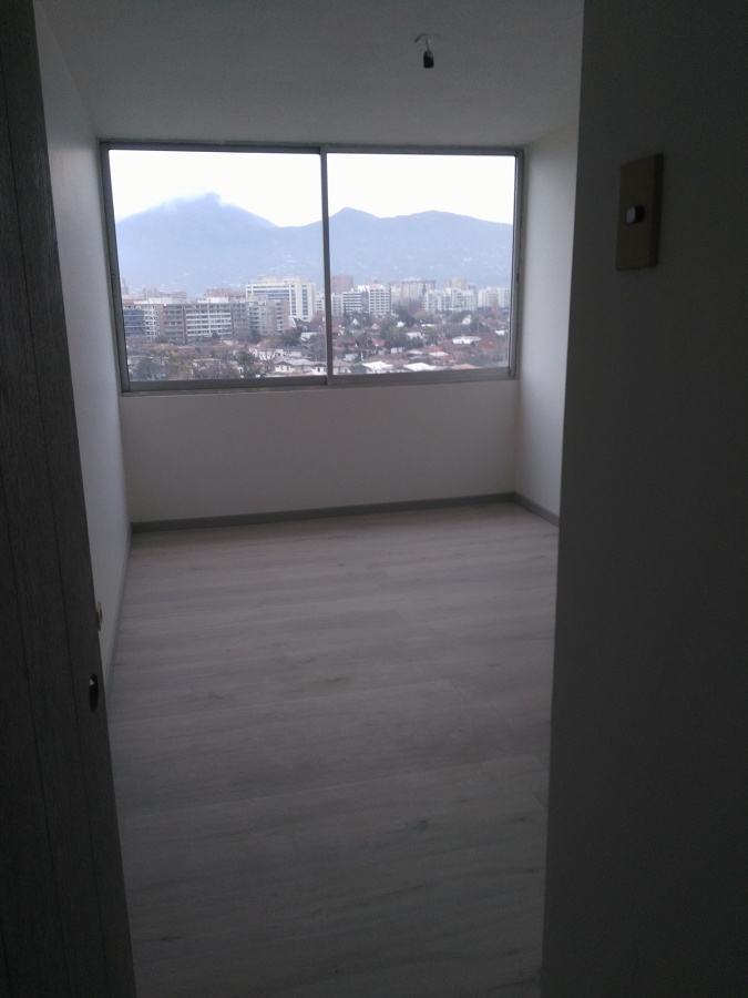 INSTALACION PISO DEPTO CHESTERTON