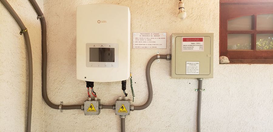 Inversor y Tablero de protecciones