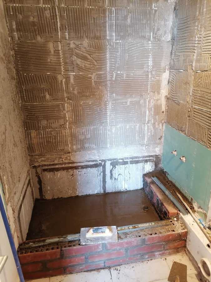 Levantamiento de muros de ducha