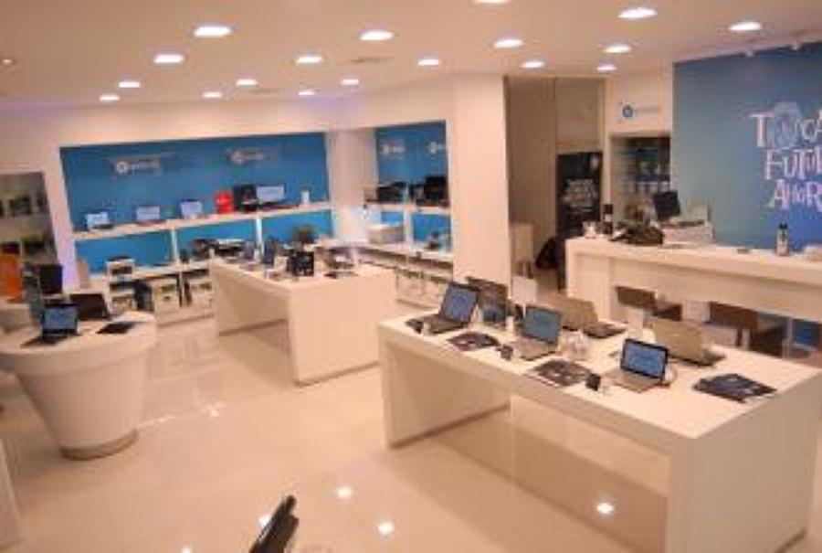 Local 2076 mall Zofri