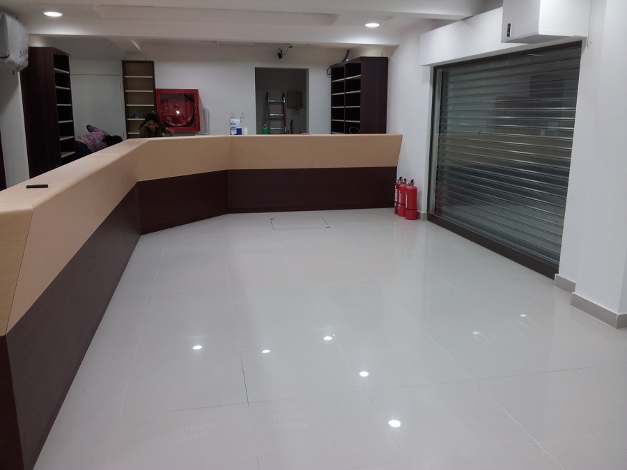 Local Intime. Sala de ventas