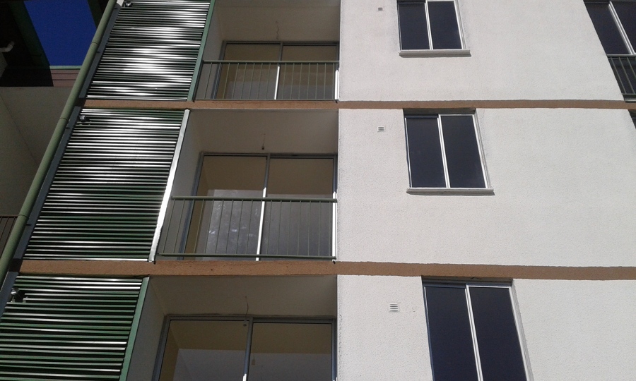 Foto: logia y baranda de balcon de gmetal #65122 habitissimo Balcon idées Barandas