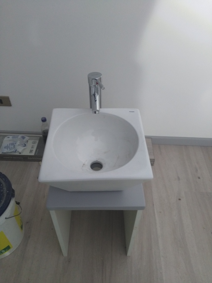 MUEBLE BAÑO VISITA