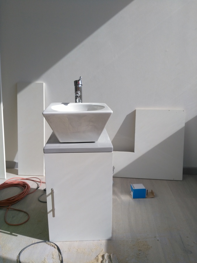 MUEBLE BAÑO VISITA