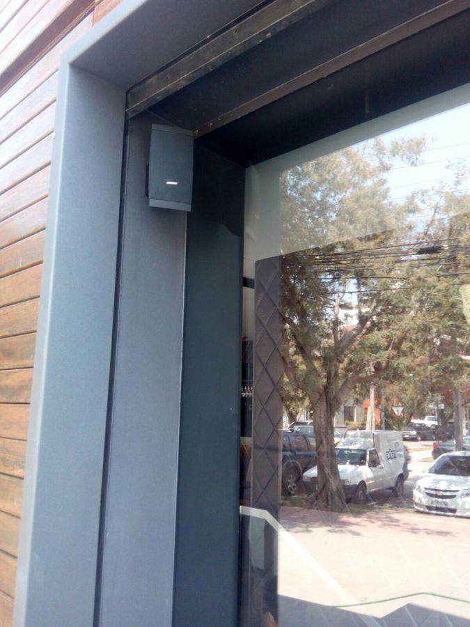 parlantes exteriores 