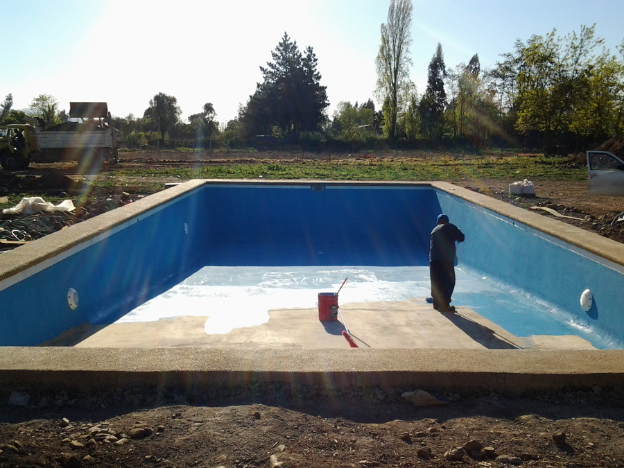 Pintando piscina