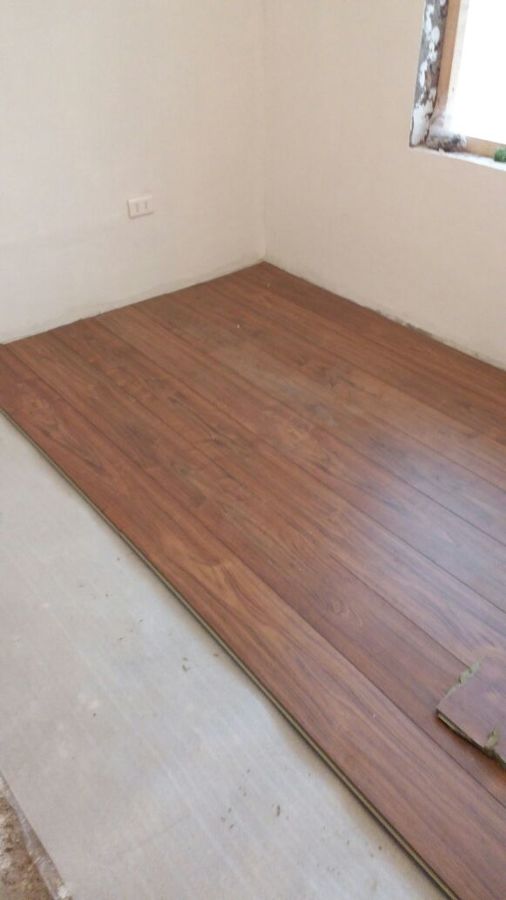 Pintura y instalación piso flotante