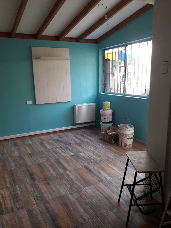 pintura y mobiliario comedor de diario