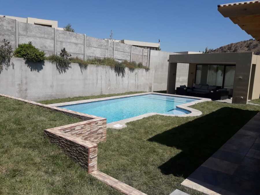 Piscina y Terraza