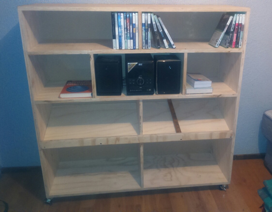 Primera etapa mueble de música.