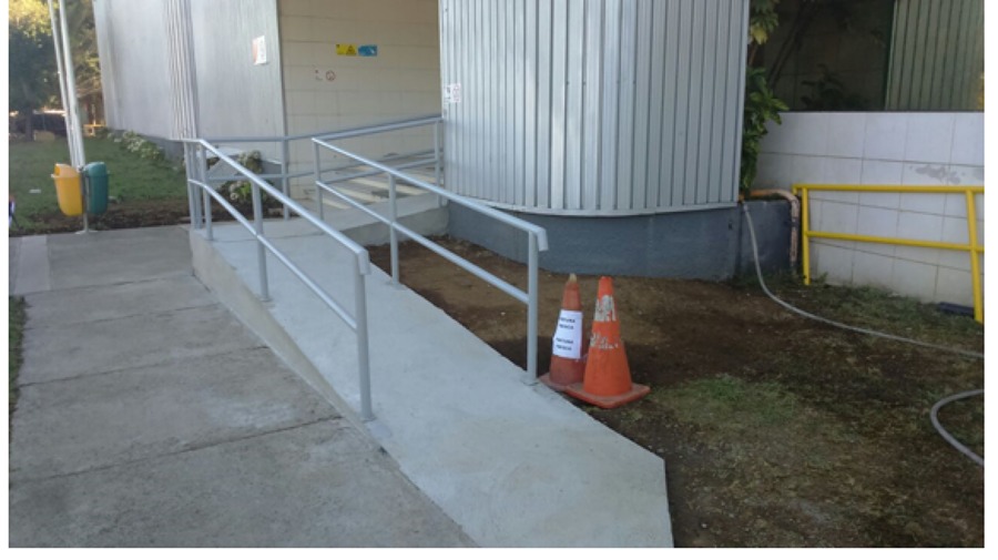 rampa de acceso entregada