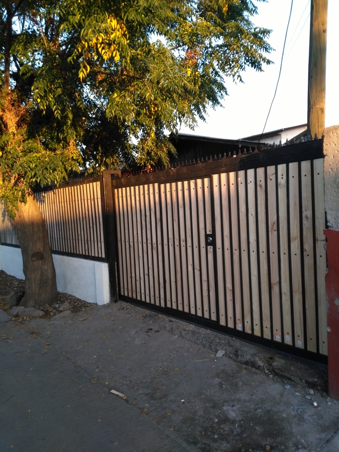 reja y portón