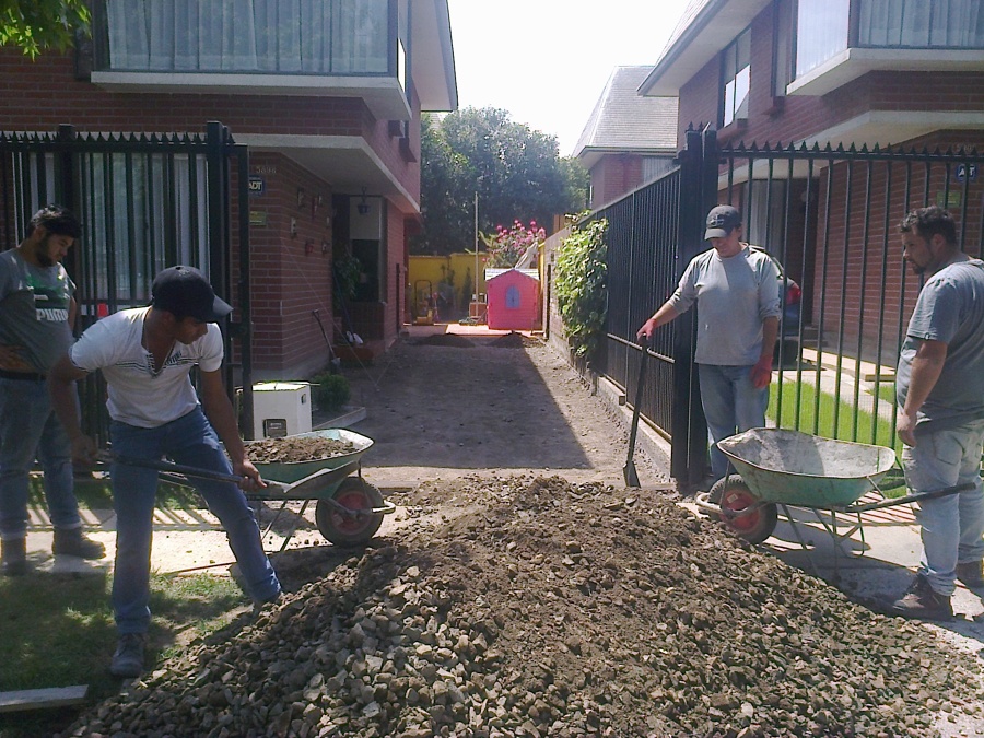 Relleno del terreno con base estabilizadora
