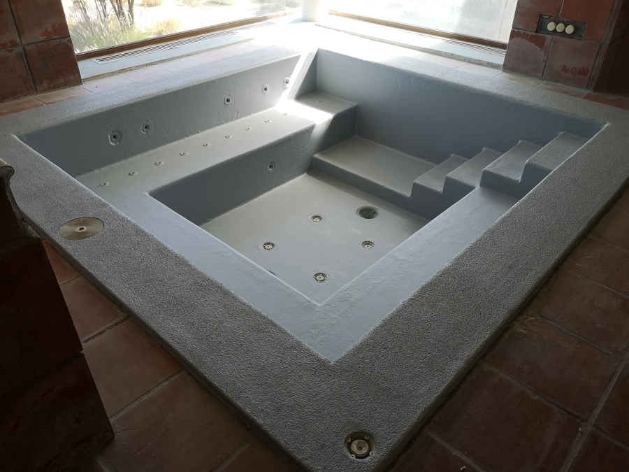 Restauración Spa en Revestimiento fibra de vidrio
