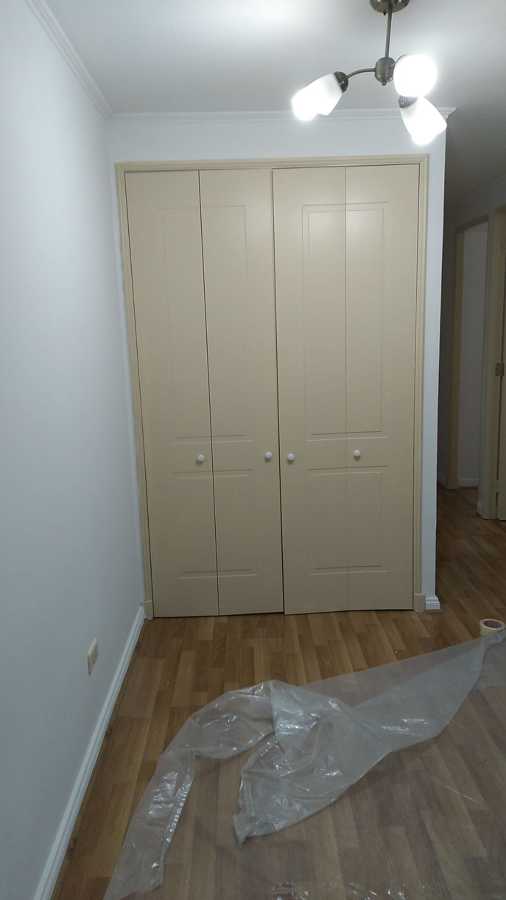 Servicio de pintura de las puertas de los closet