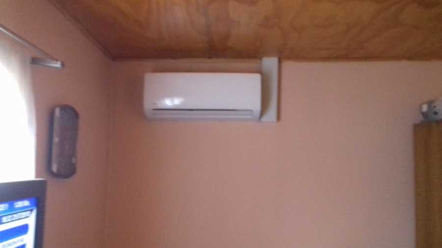 Split muro con condesadora en el techo