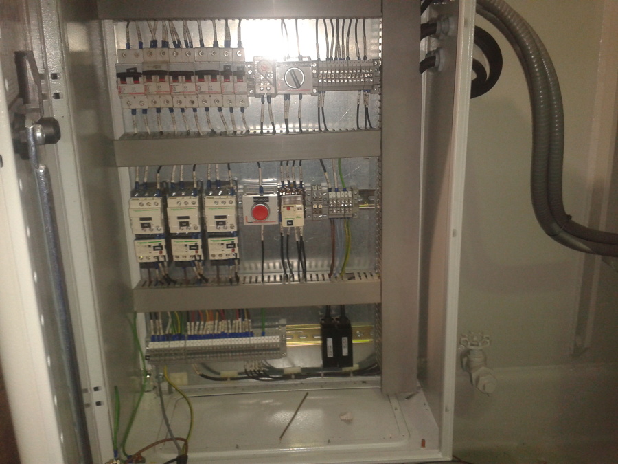 TABLERO DE CONTROL BOMBAS