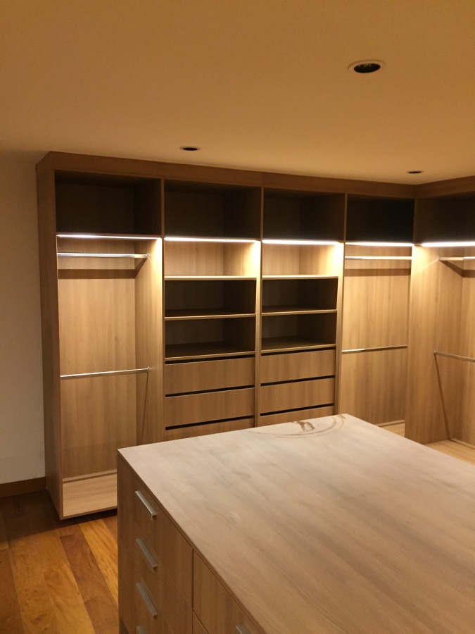 Vista cajonera pantalonera