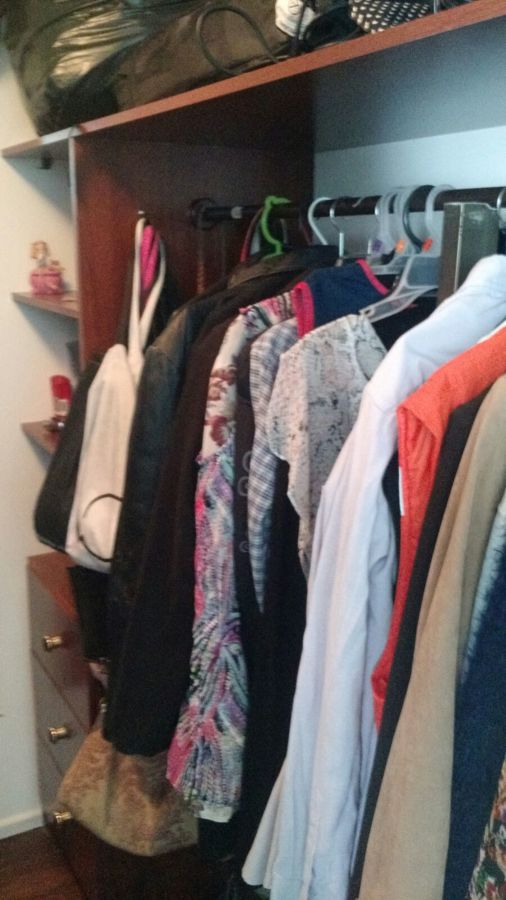 WALK IN CLOSET