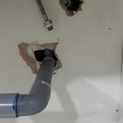 Trabajo de Gasfitería en local comercial.